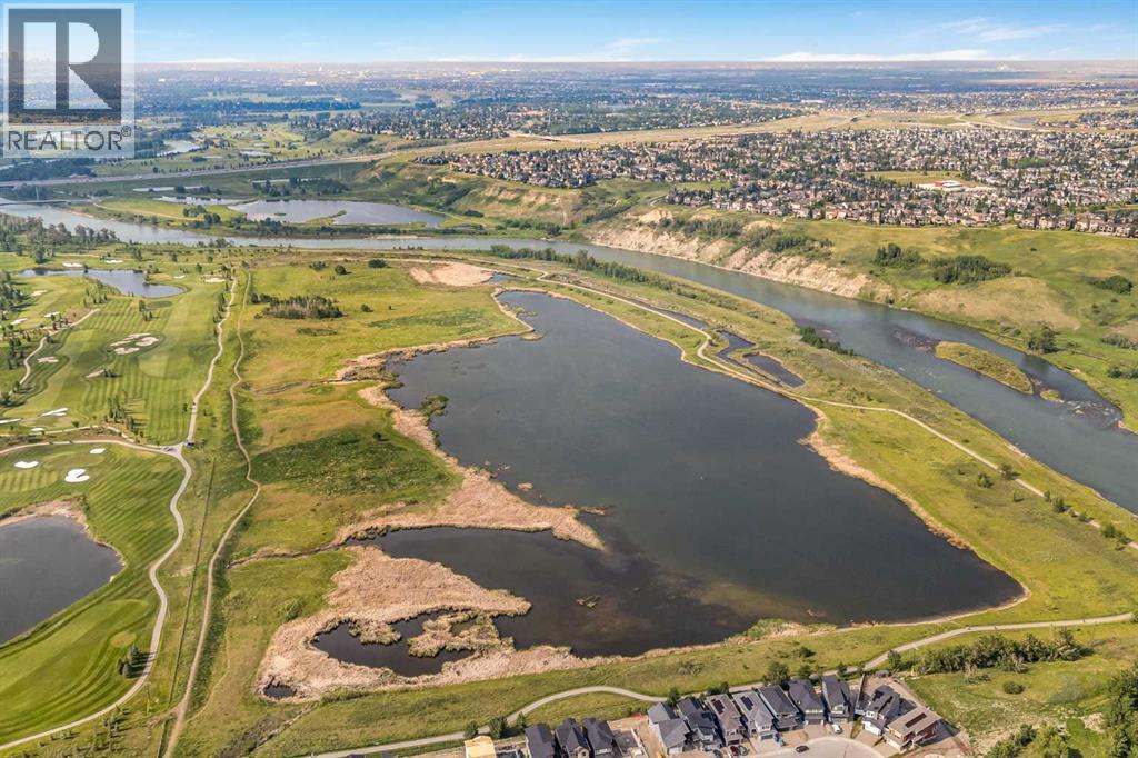 Single Family House for Sale in   Wolf Hollow Crescent SE Wolf Willow Calgary 