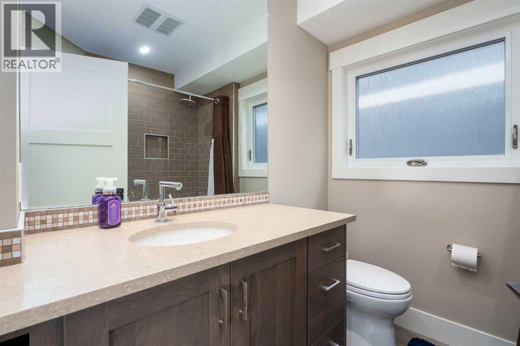 Photo 22 of 664 29 Avenue Nw, Calgary AB