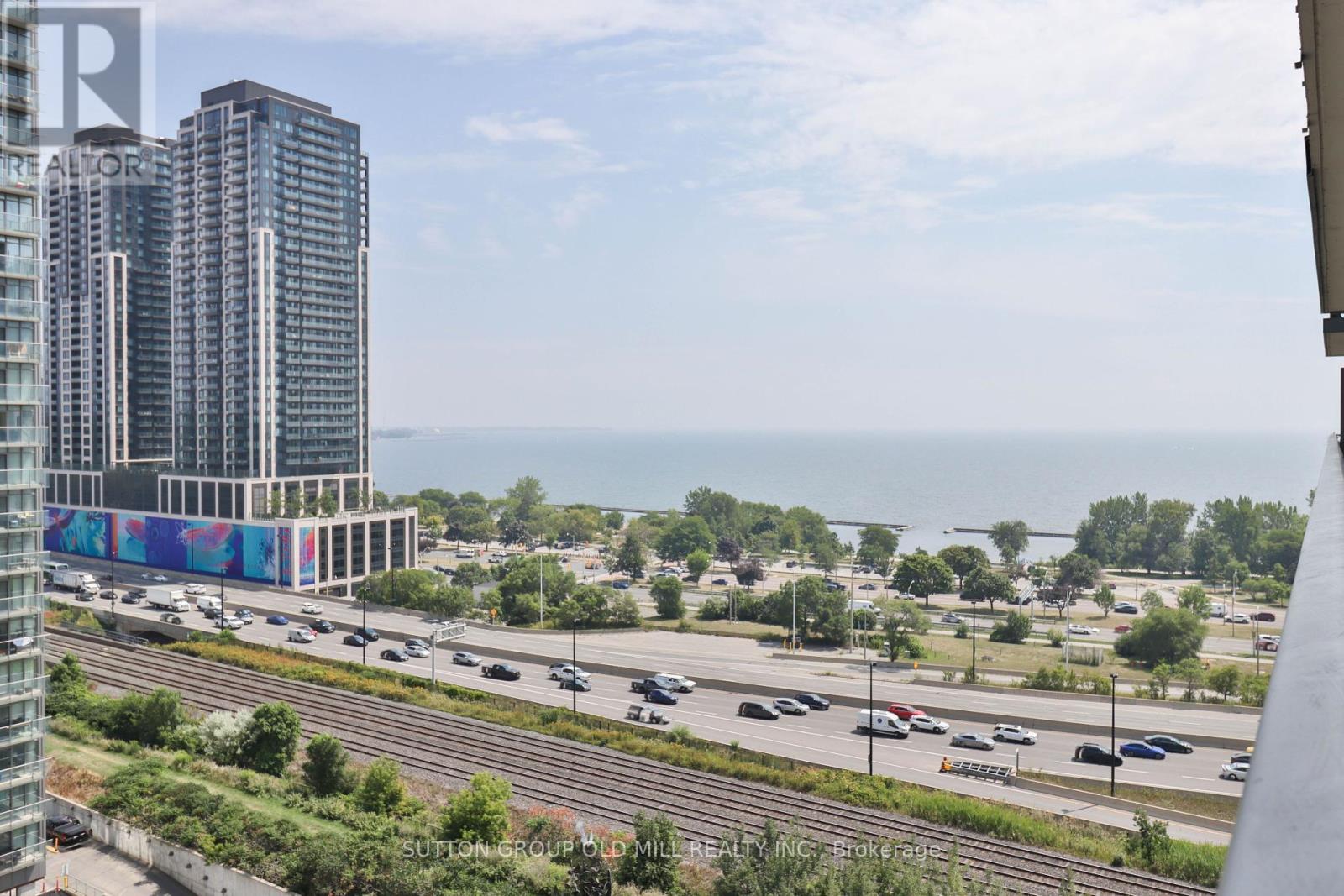 Photo 20 of 1316 105 The Queensway, Toronto ON