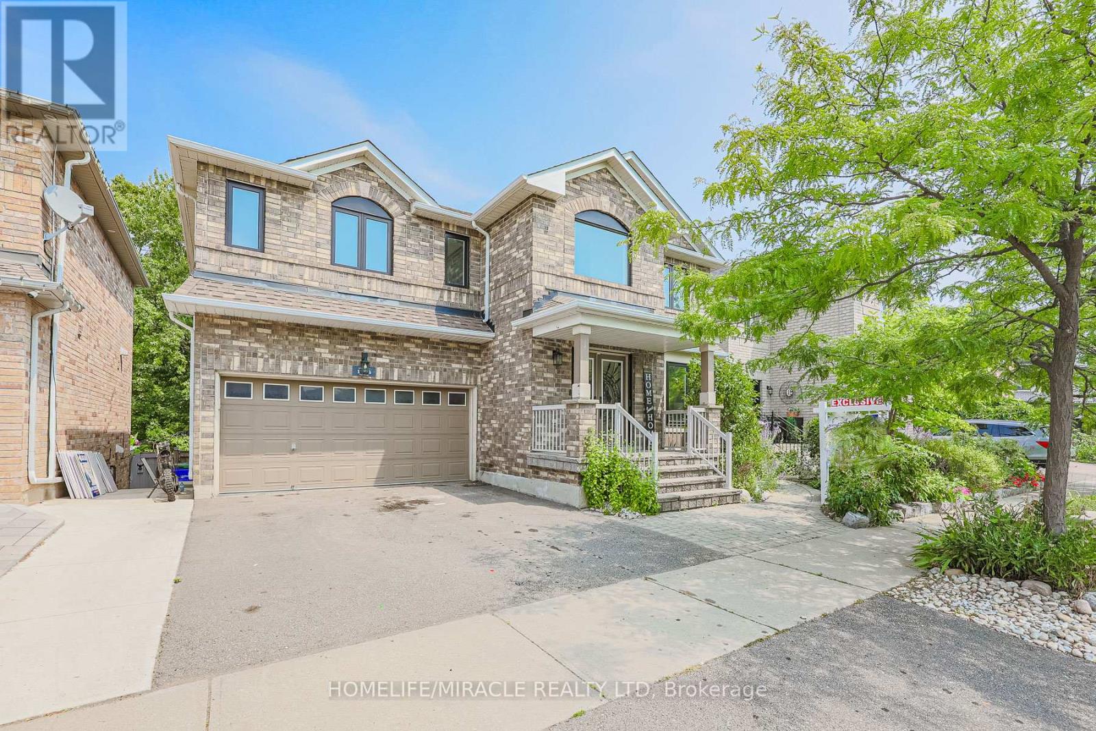 Photo 1 of 1204 Fox Crescent, Milton ON