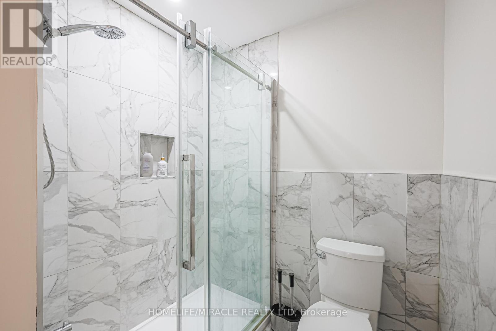 Photo 14 of 1204 Fox Crescent, Milton ON