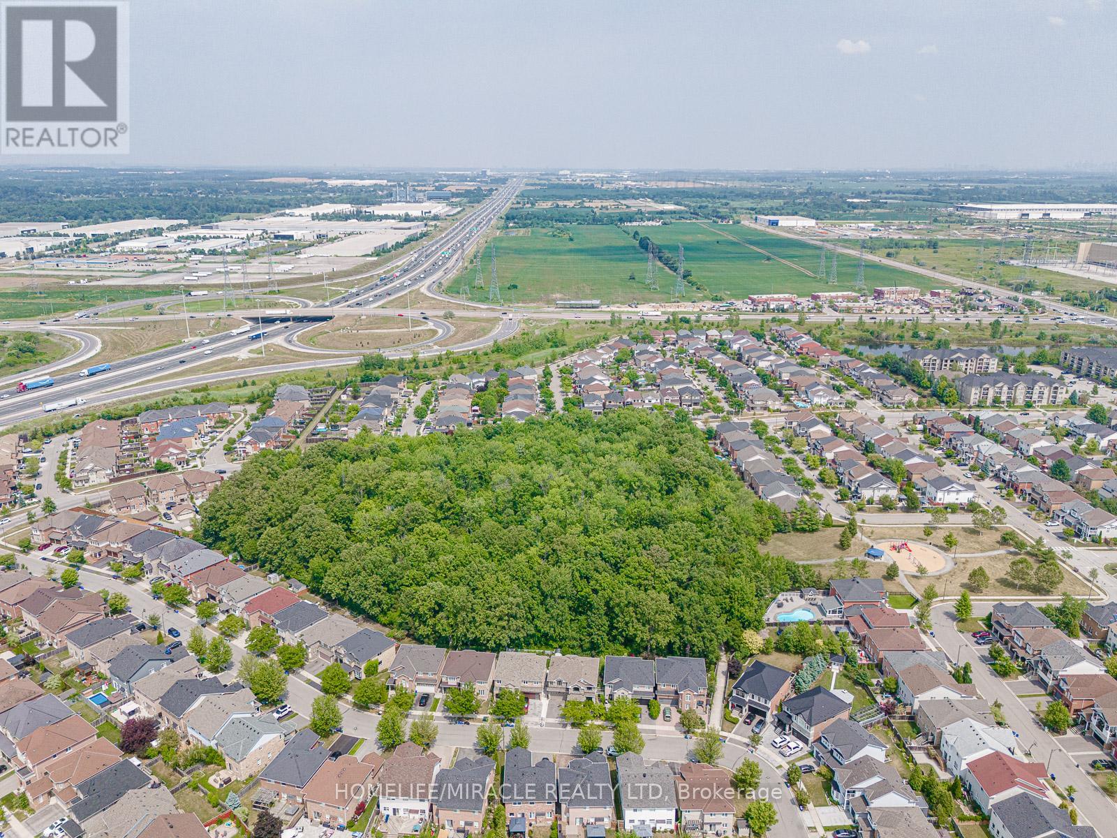 Photo 26 of 1204 Fox Crescent, Milton ON