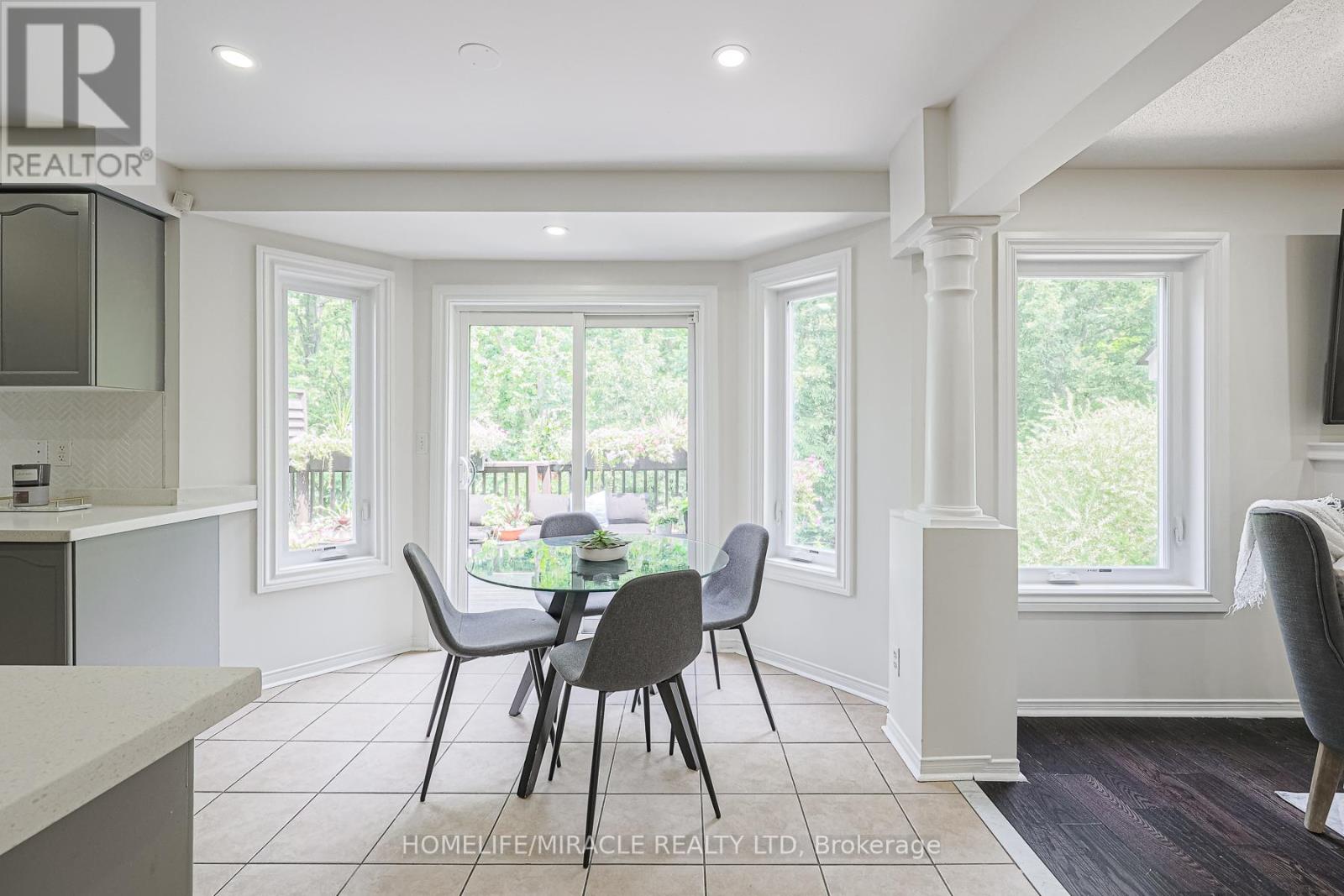 Photo 9 of 1204 Fox Crescent, Milton ON