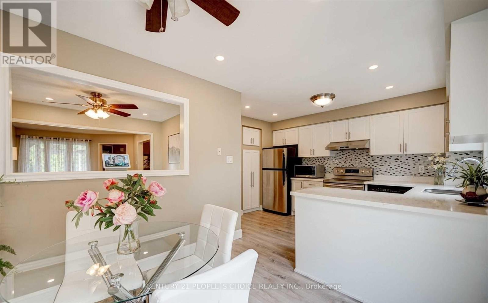 Photo 12 of 1162 Leewood Drive, Oakville ON