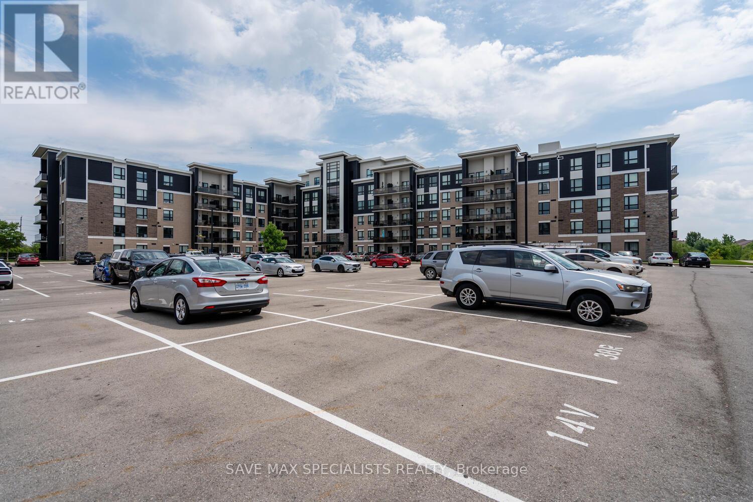 Photo 46 of 422 640 Sauve Street, Milton ON