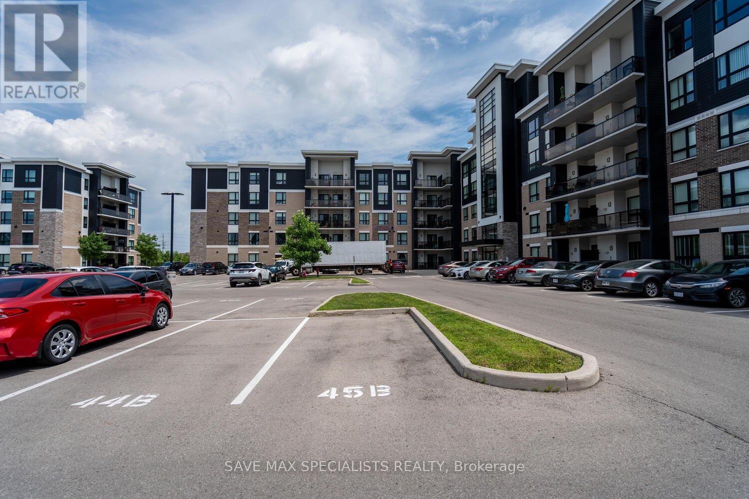 Photo 38 of 422 640 Sauve Street, Milton ON
