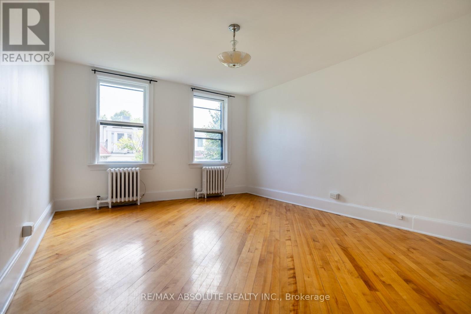 Photo 21 of 3 258 Daly Avenue, Ottawa ON
