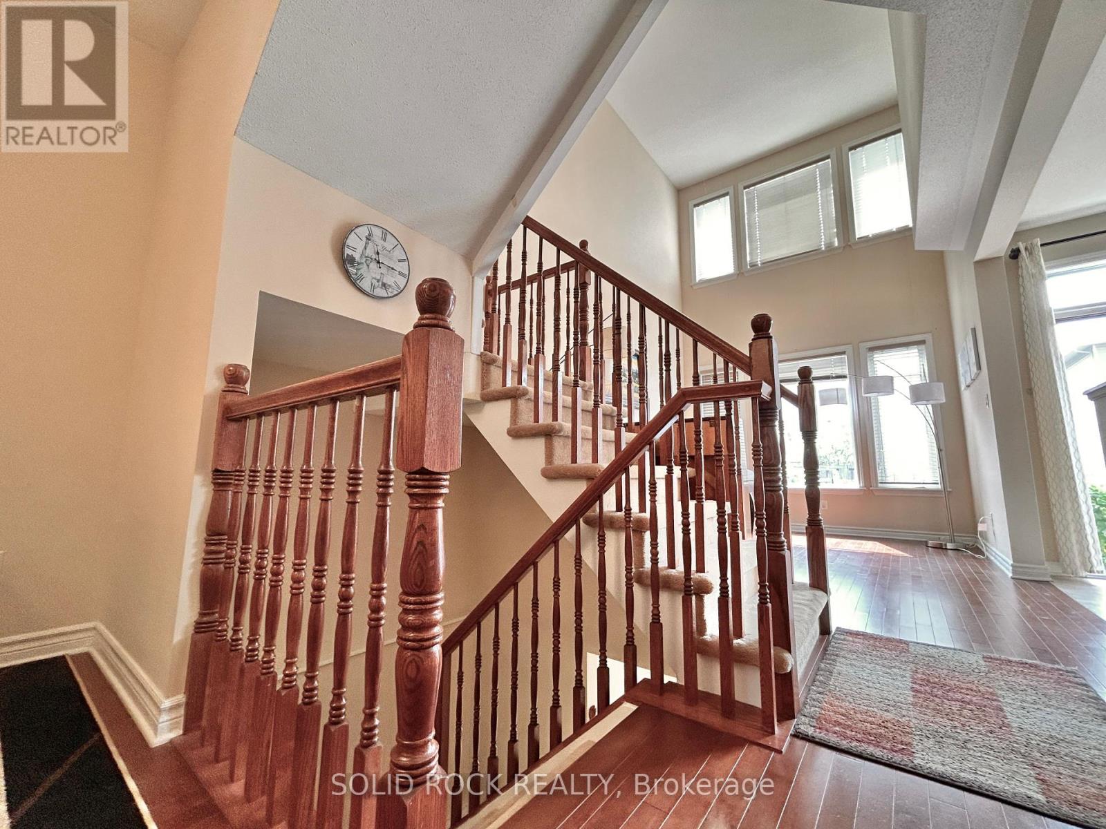 Photo 7 of 66 Madelon Drive, Ottawa ON