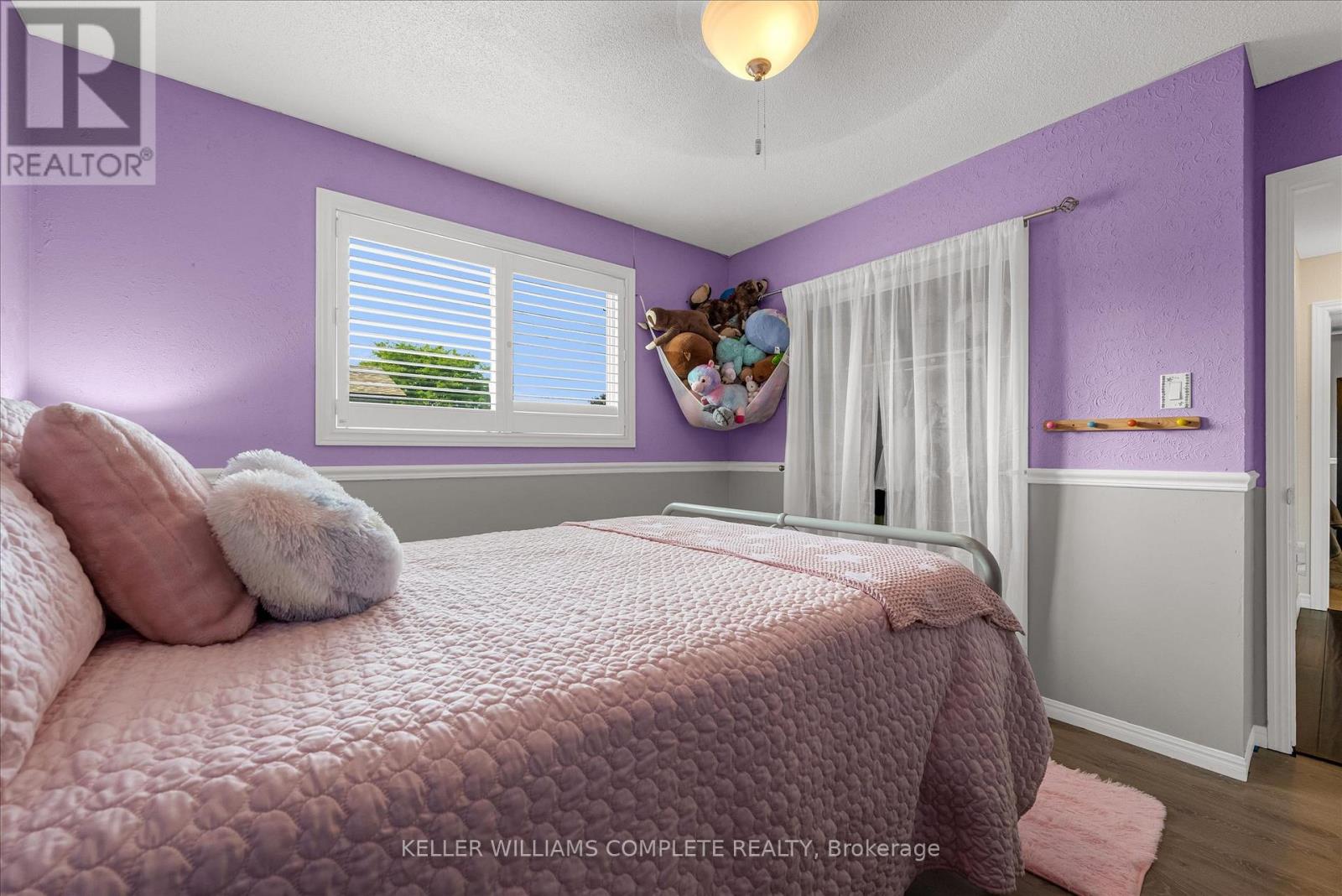 Photo 18 of 456 Acadia Drive, Hamilton ON