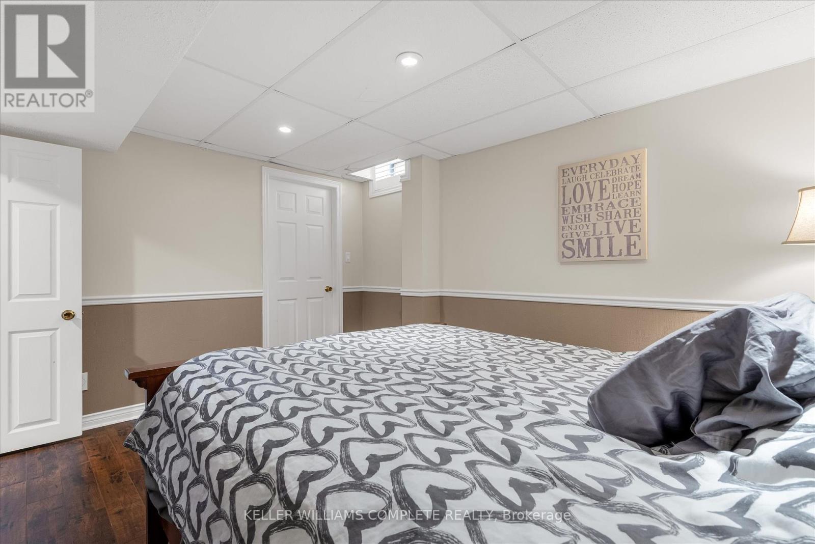 Photo 30 of 456 Acadia Drive, Hamilton ON