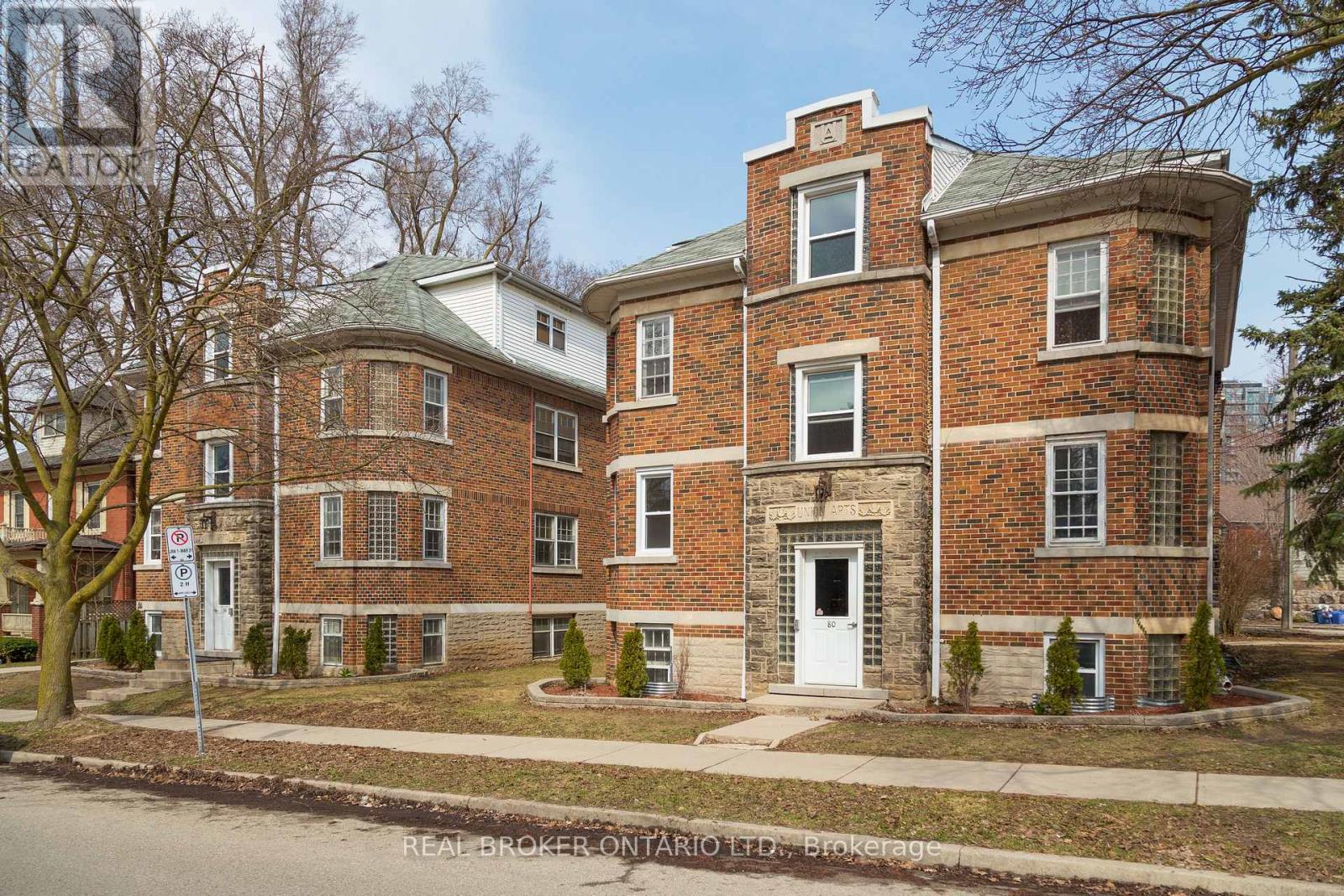Photo 2 of 86 Union Boulevard, Kitchener ON