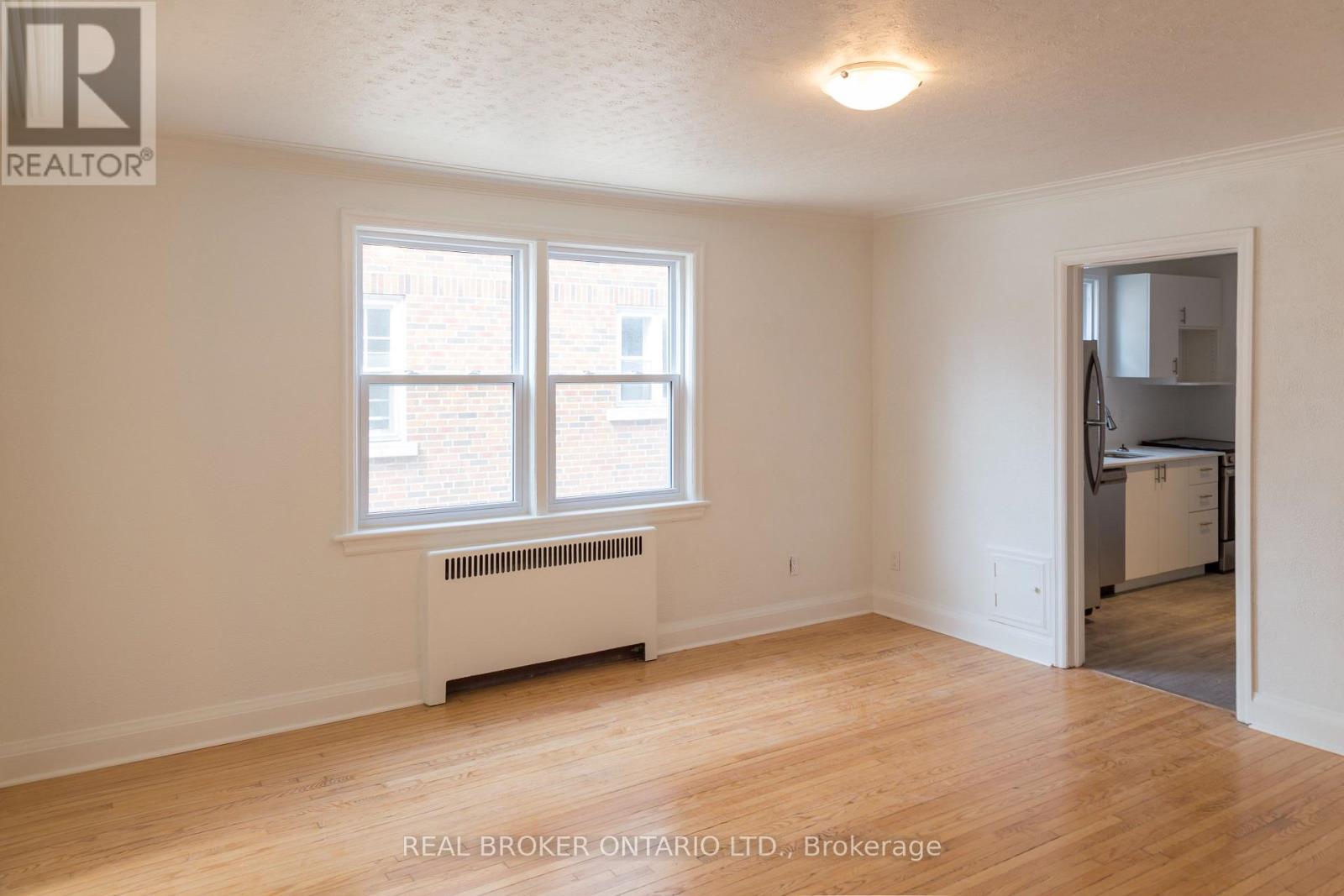 Photo 5 of 86 Union Boulevard, Kitchener ON