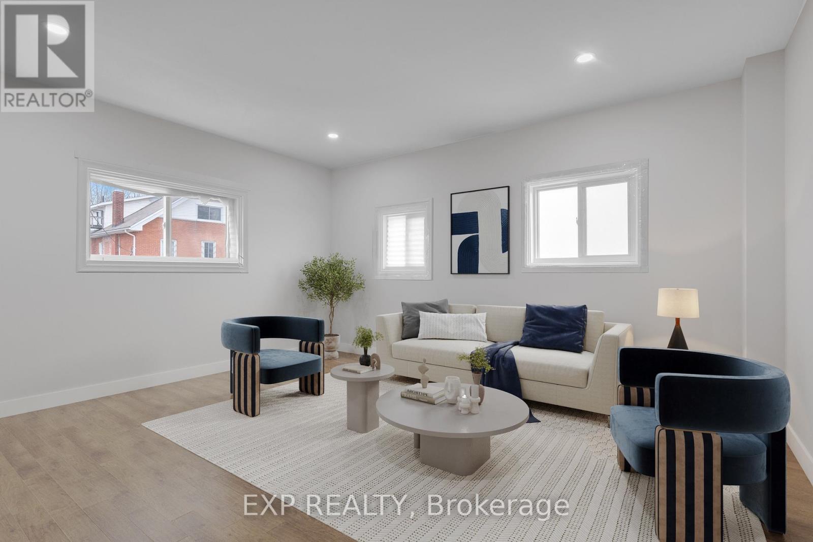 Photo 7 of 44 Mary Street, Brantford ON
