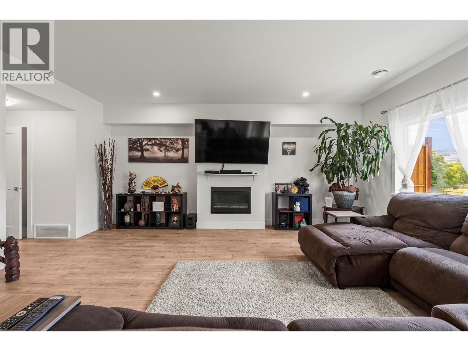 Photo 9 of 6600 Okanagan Avenue Unit 44, Vernon BC