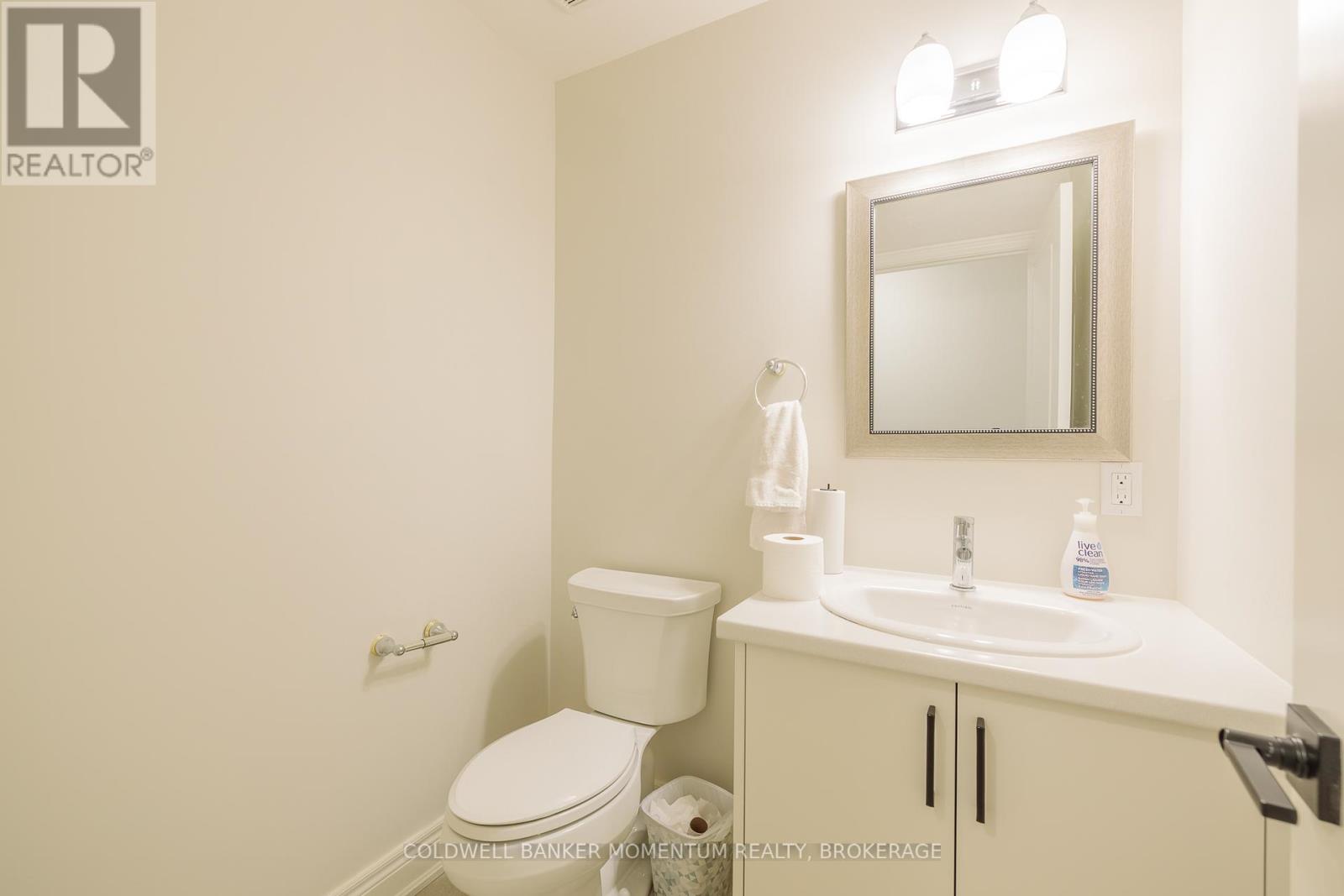 Photo 18 of B 153 B Moffatt Street, St Catharines ON