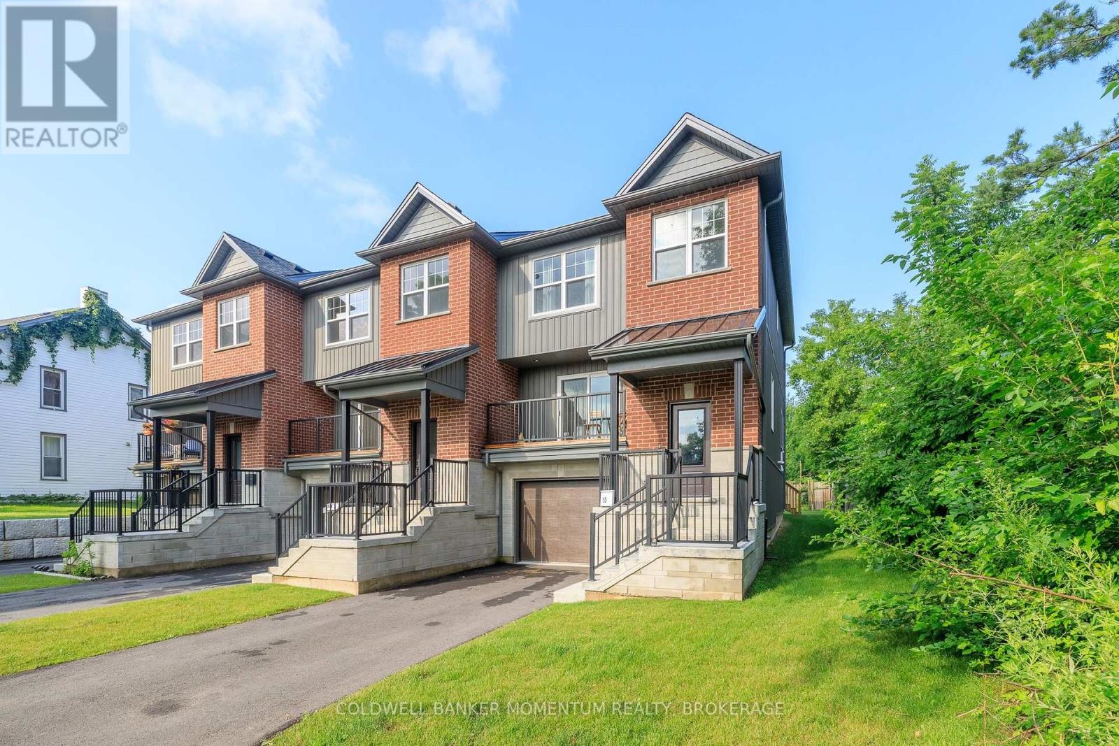 Photo 3 of B 153 B Moffatt Street, St Catharines ON