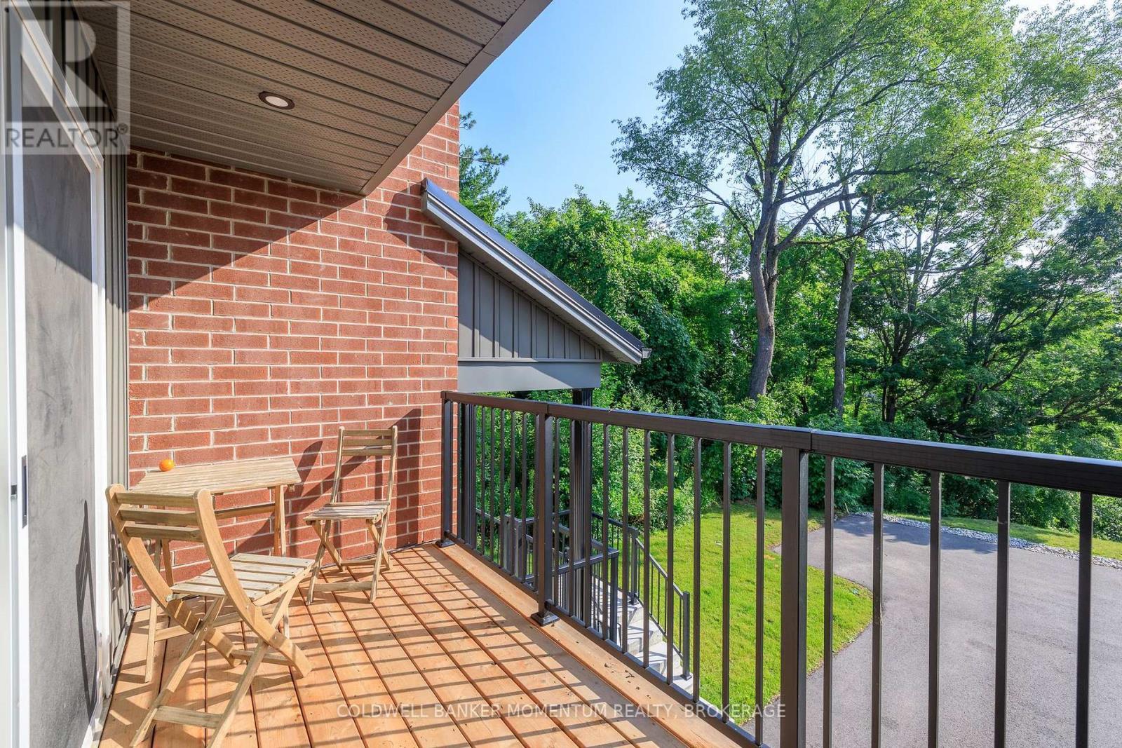 Photo 6 of B 153 B Moffatt Street, St Catharines ON