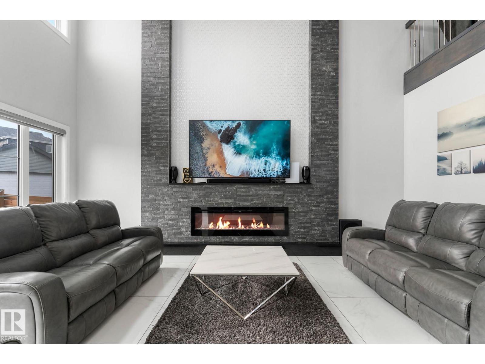Photo 9 of 223 37 St Sw, Edmonton AB