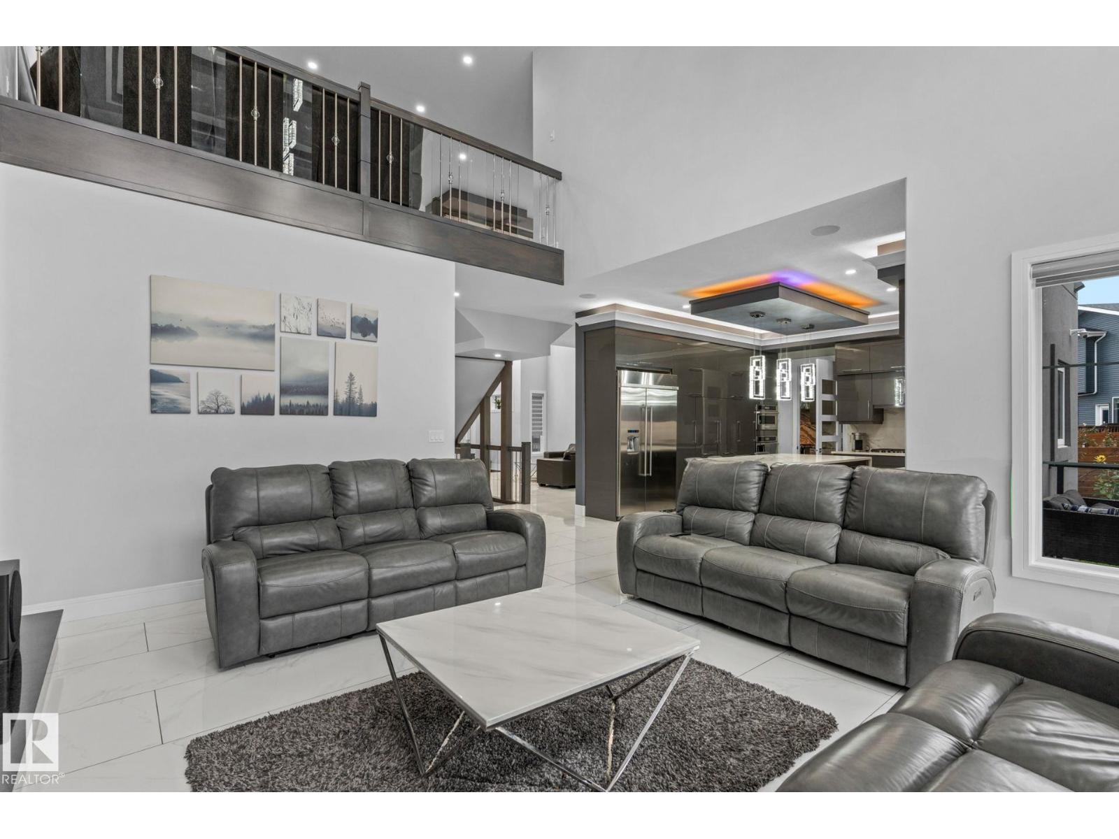 Photo 10 of 223 37 St Sw, Edmonton AB