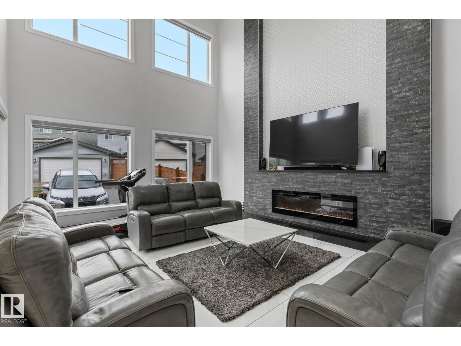 Photo 8 of 223 37 St Sw, Edmonton AB