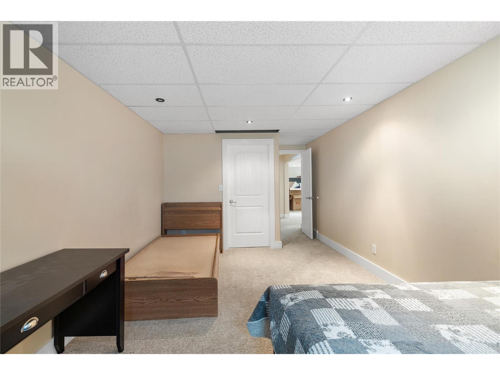 1028 PURCELL Crescent, Creston