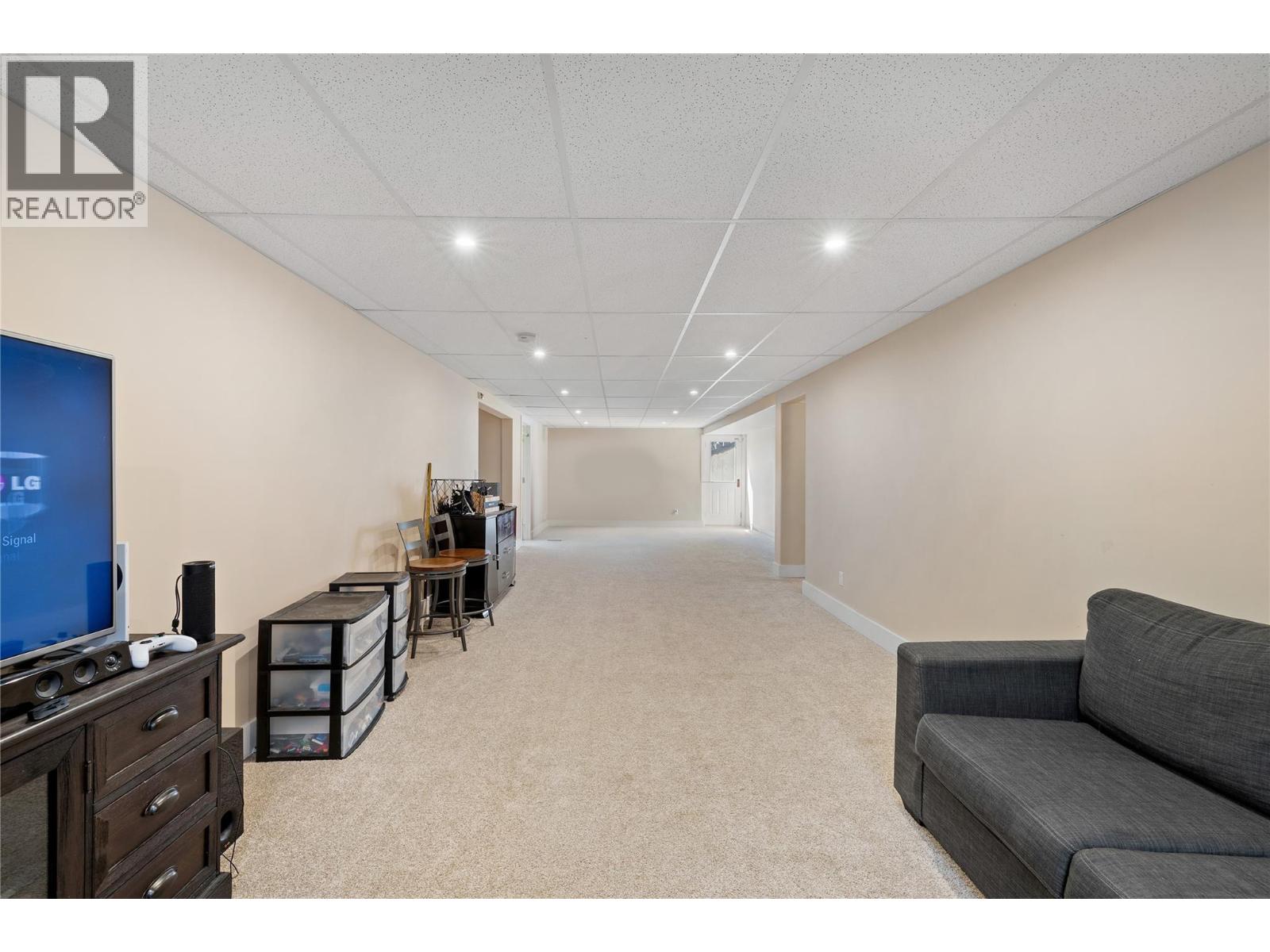 1028 PURCELL Crescent, Creston