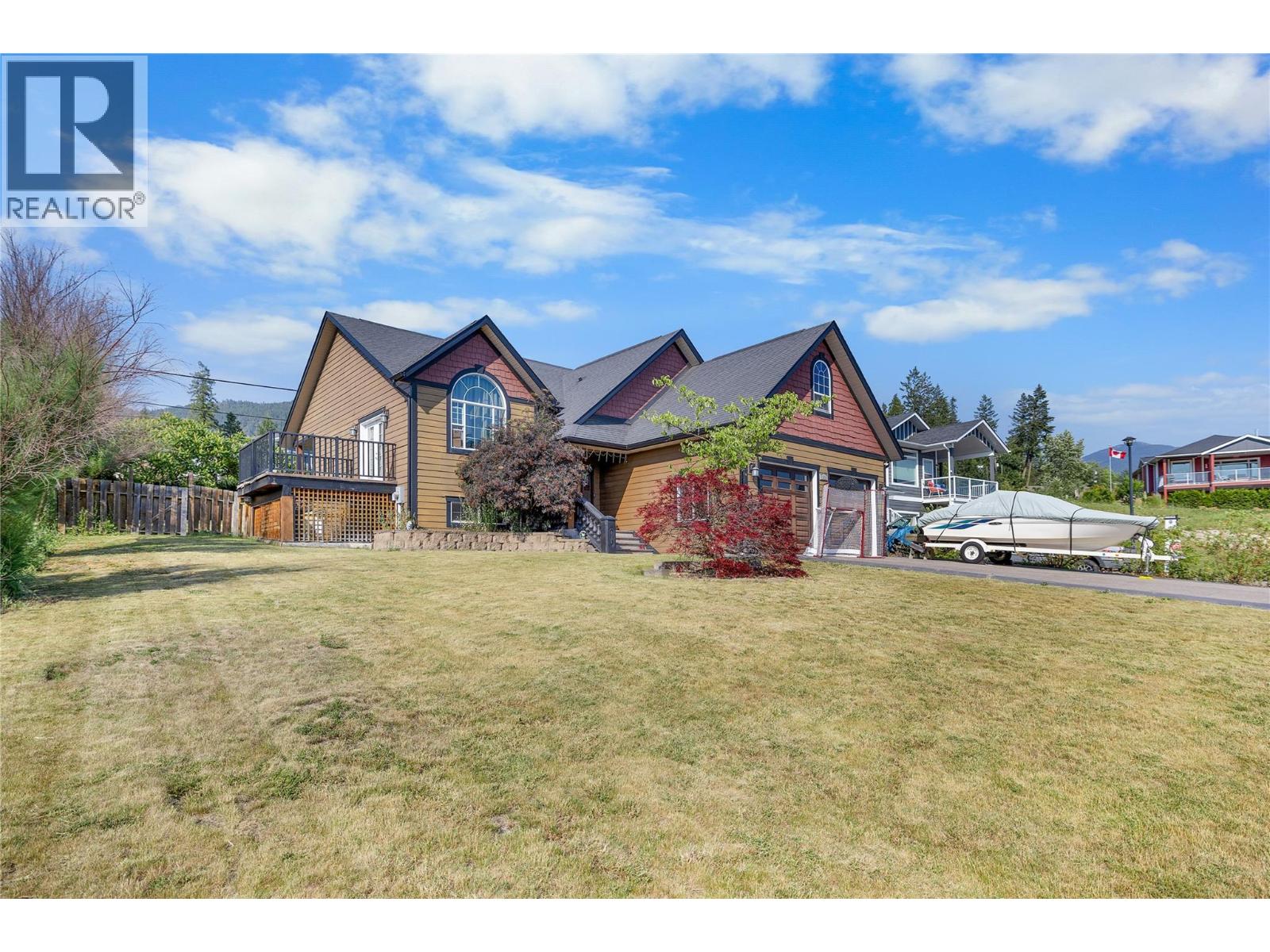 1028 PURCELL Crescent, Creston
