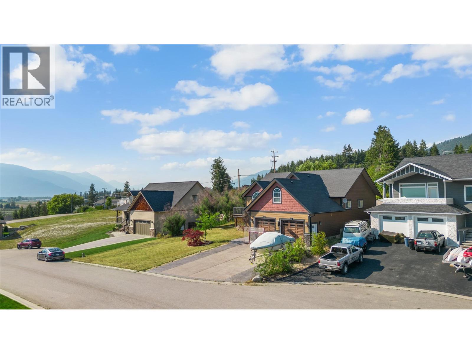 1028 PURCELL Crescent, Creston