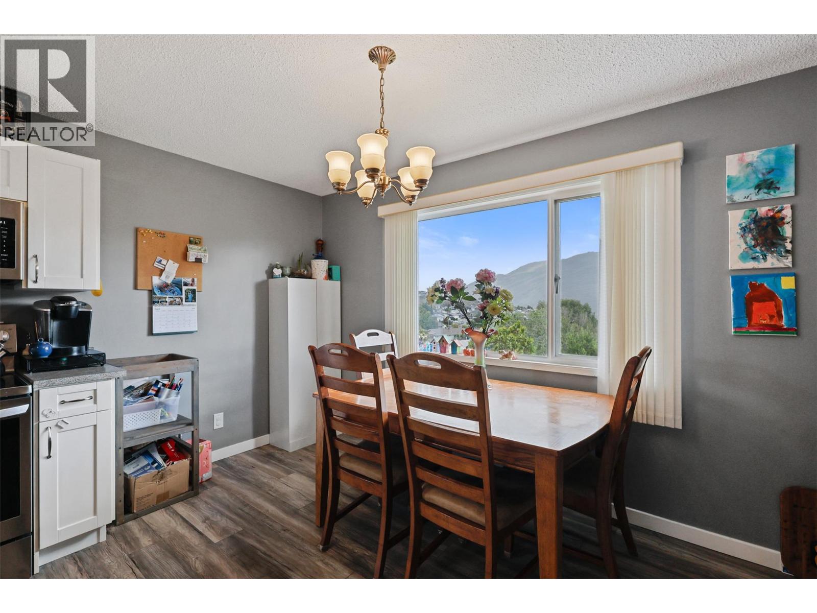 Photo 11 of 1574 Griffin Terrace, Kamloops BC