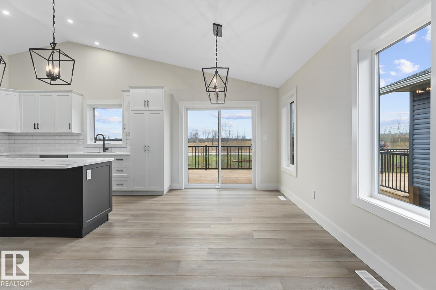 Photo 12 of 809 Schooner Dr, Cold Lake AB