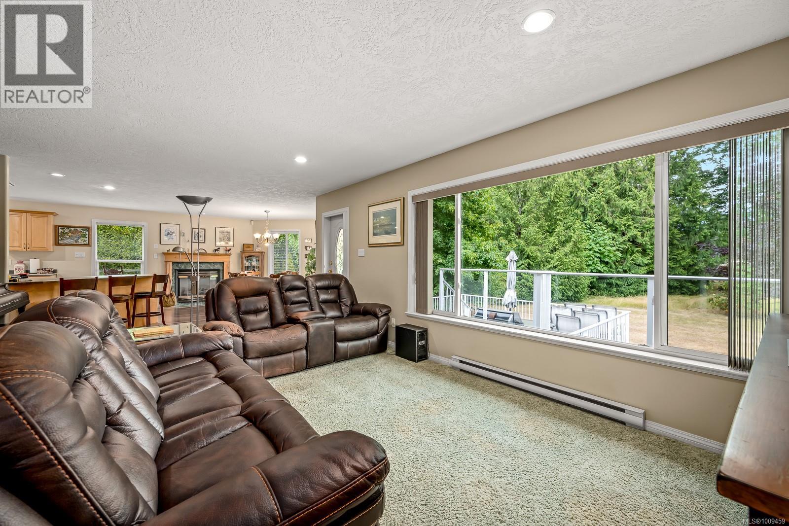 Photo 10 of 373 Bates Dr, Fanny Bay BC