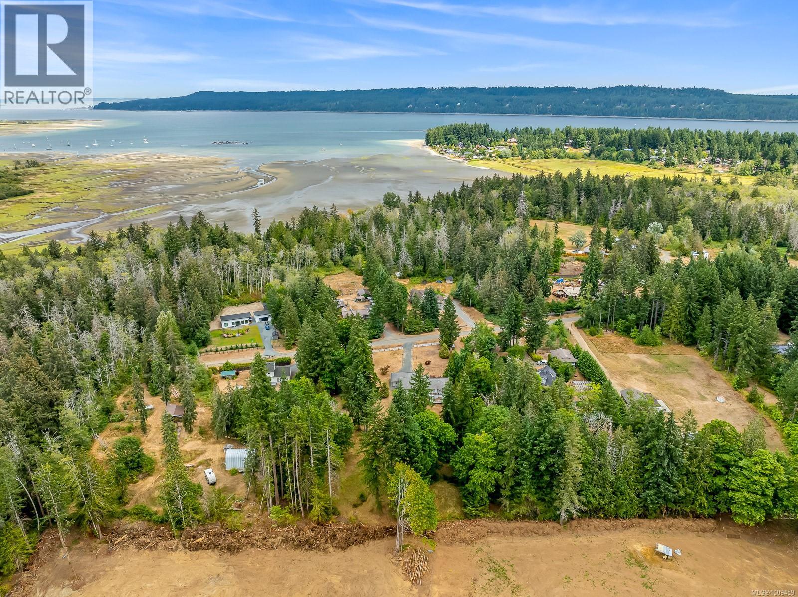 Photo 4 of 373 Bates Dr, Fanny Bay BC