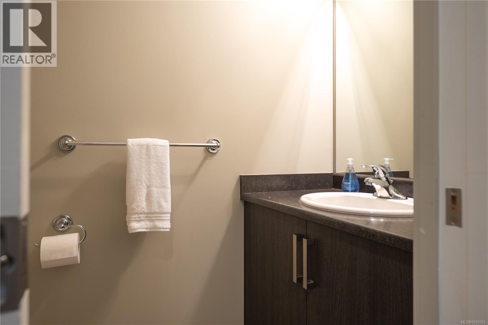 4524 Buena Vista Pl, Cowichan Bay