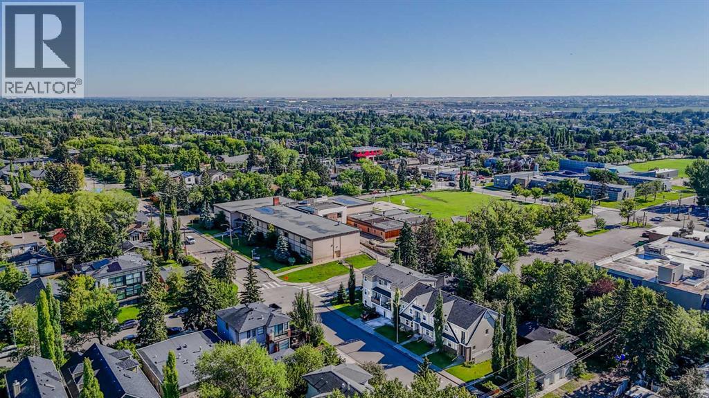Single Family House for Sale in   Street NW Mount Pleasant Calgary 