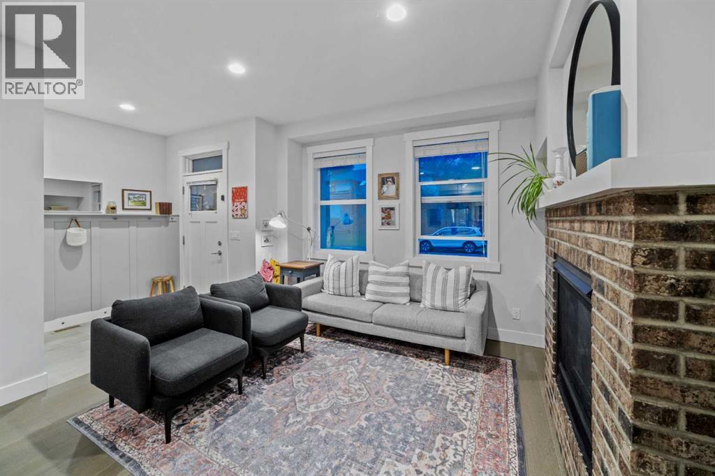 Single Family House for Sale in   Street NW Mount Pleasant Calgary 