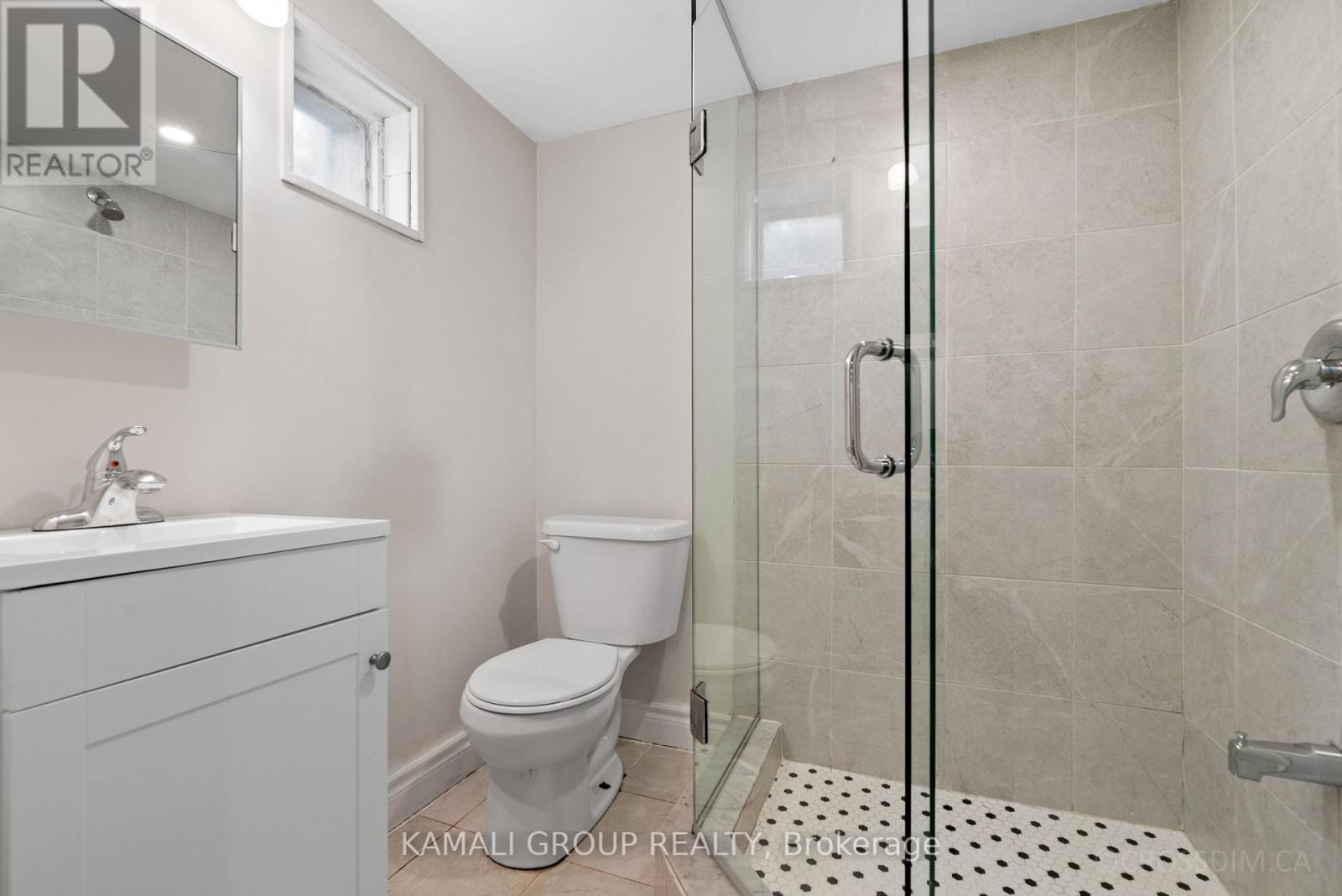 Photo 9 of Bsmt 1 169 Brighton Avenue, Toronto ON