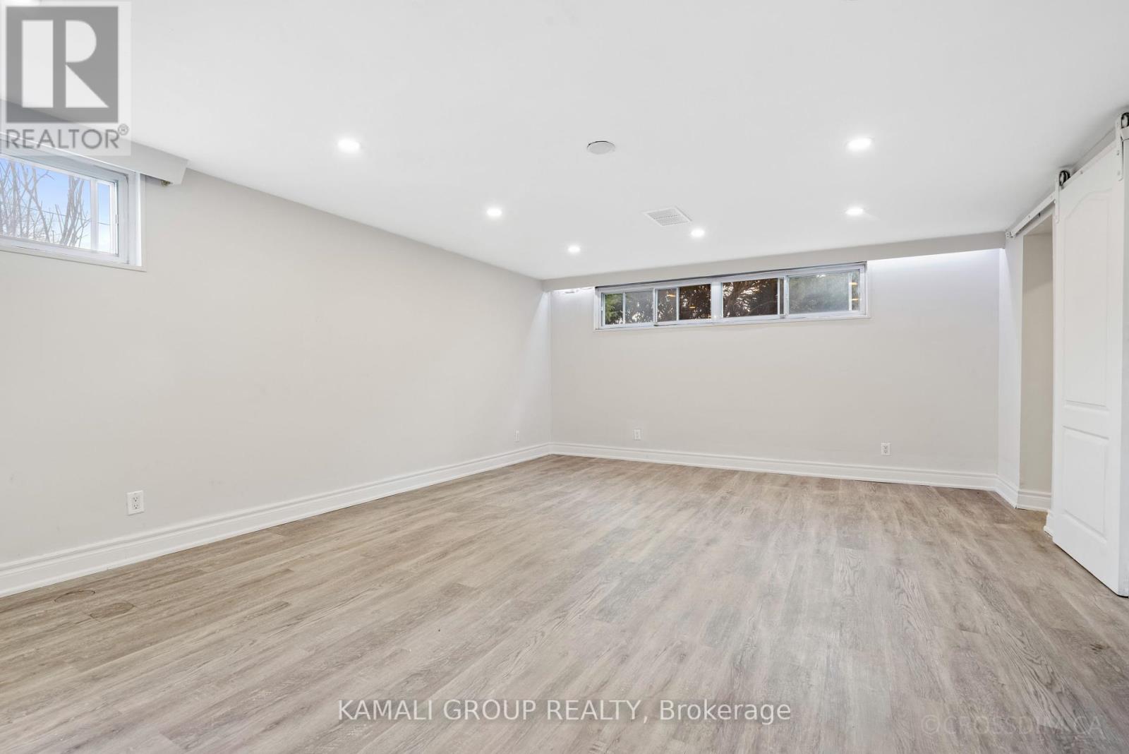 Photo 2 of Bsmt 1 169 Brighton Avenue, Toronto ON