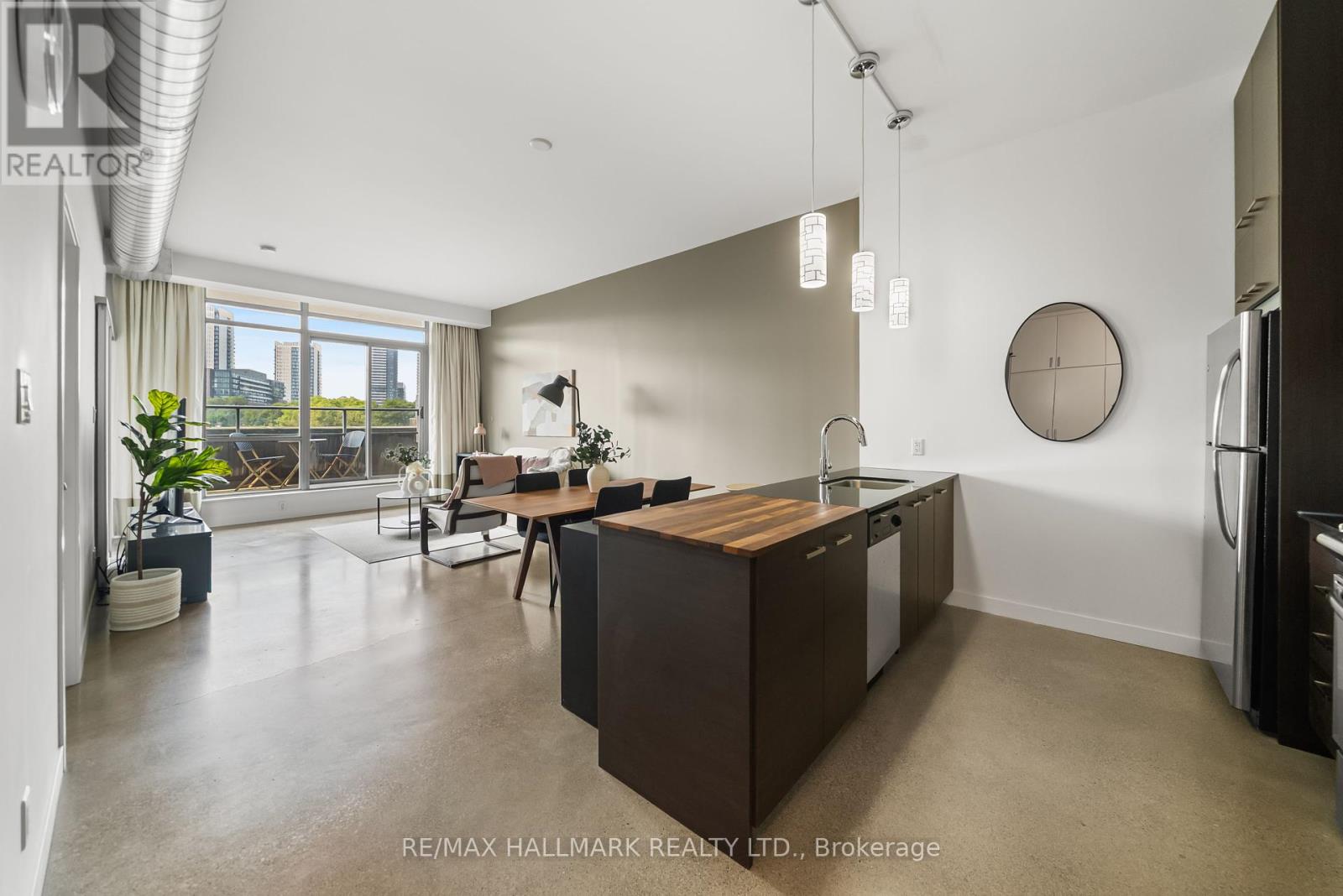 Photo 1 of 503 569 King Street E, Toronto ON