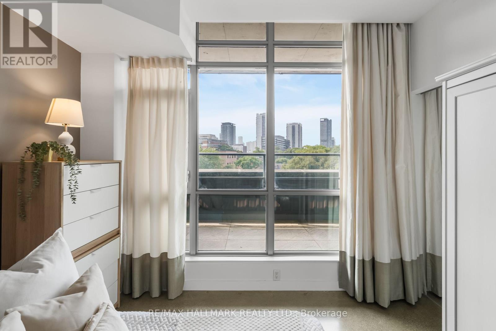 Photo 22 of 503 569 King Street E, Toronto ON