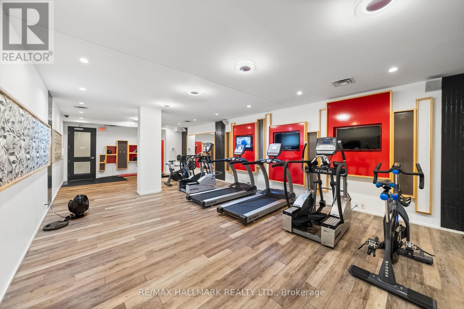 Photo 41 of 503 569 King Street E, Toronto ON