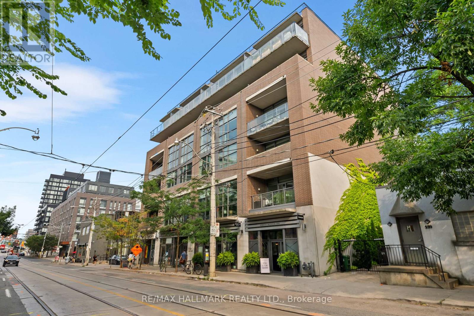Photo 3 of 503 569 King Street E, Toronto ON