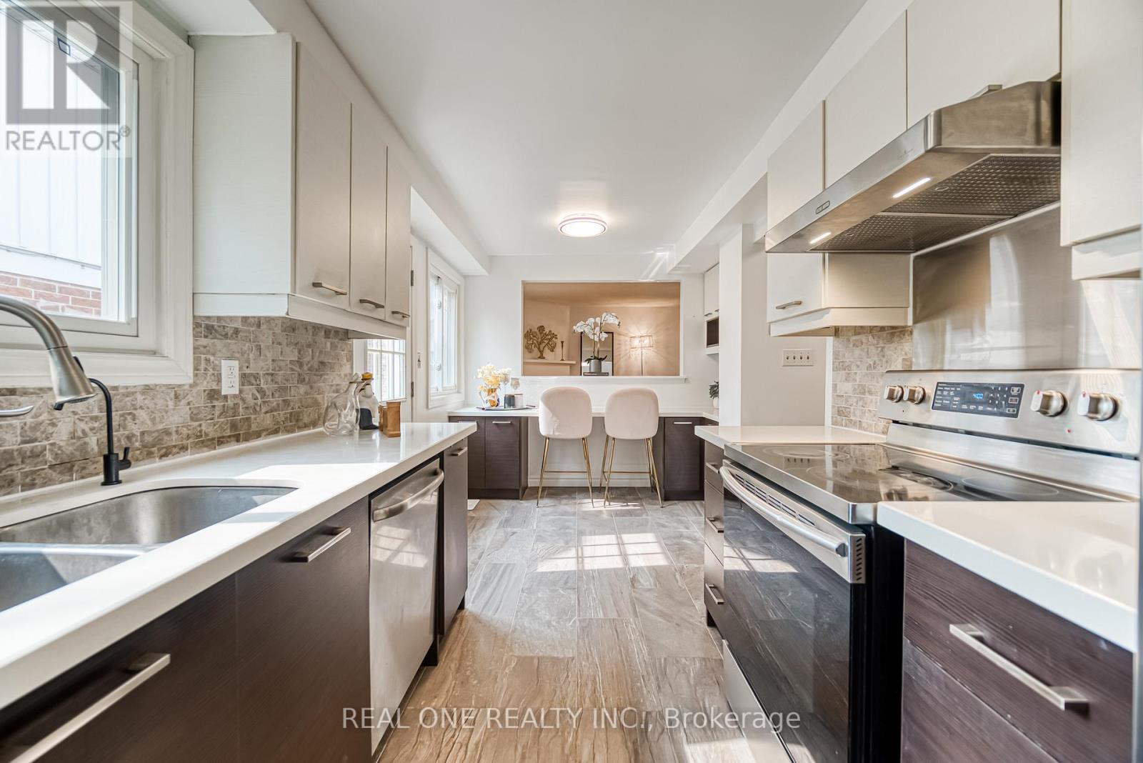 Photo 13 of 142 Frank Rivers Drive, Toronto ON