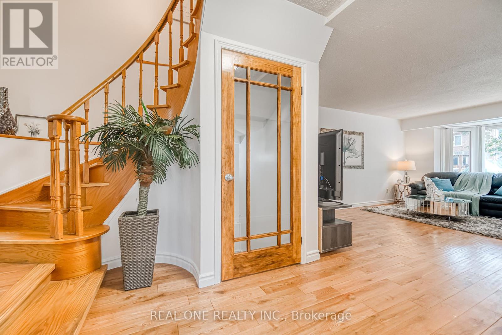 Photo 33 of 142 Frank Rivers Drive, Toronto ON