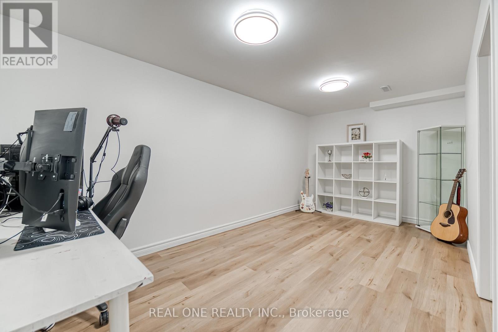 Photo 35 of 142 Frank Rivers Drive, Toronto ON