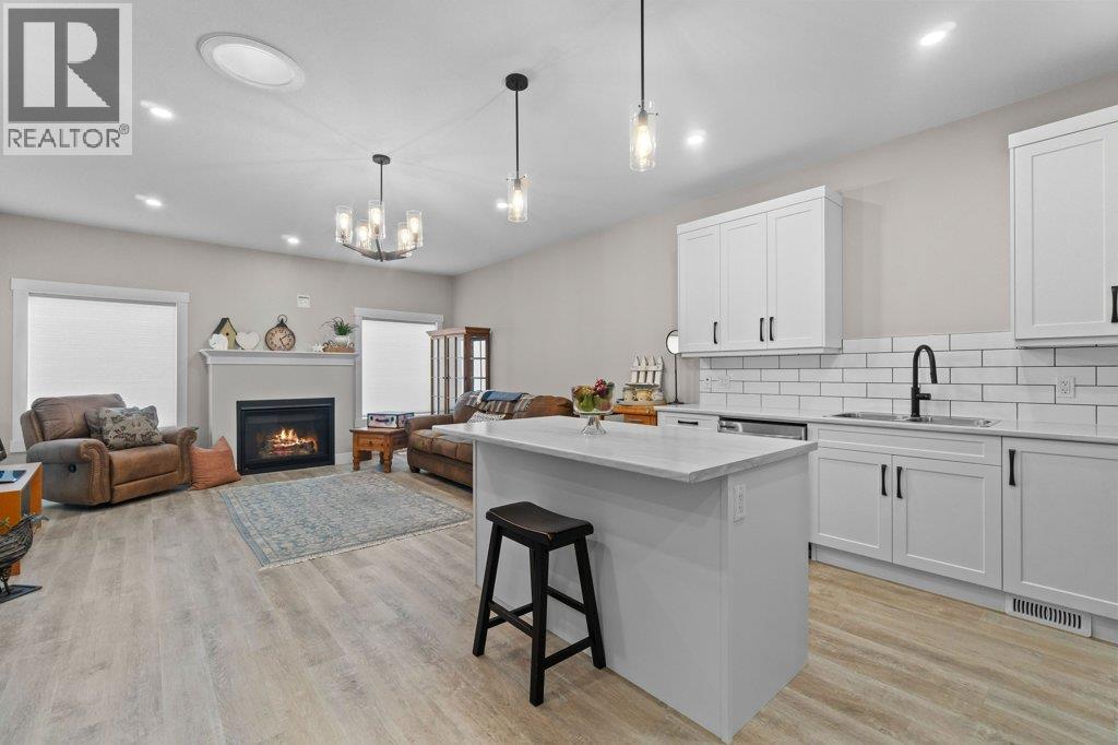 Photo 6 of 2810 15 Avenue Ne Unit 26, Salmon Arm BC