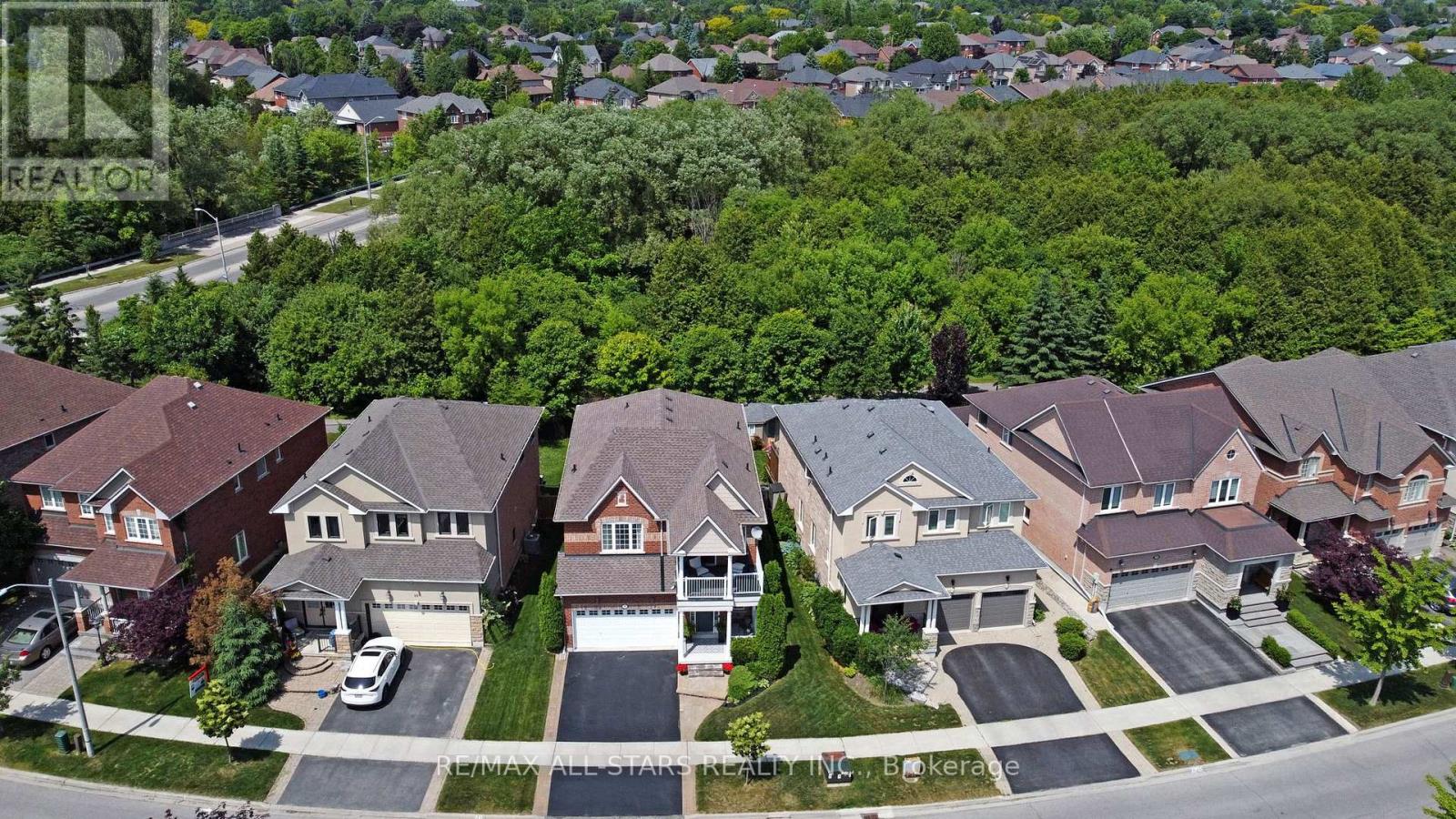 Photo 44 of 20 James Ratcliff Avenue, Whitchurchstouffville ON