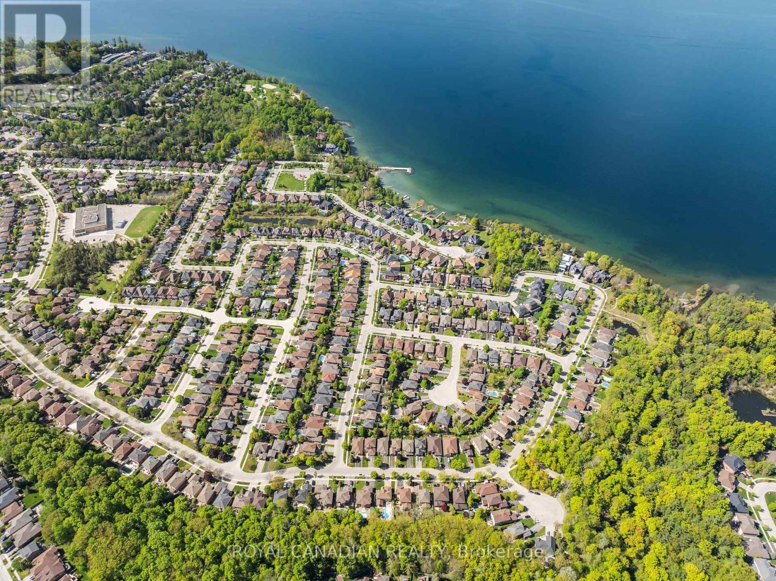Photo 50 of 60 Crimson Ridge Road, Barrie ON