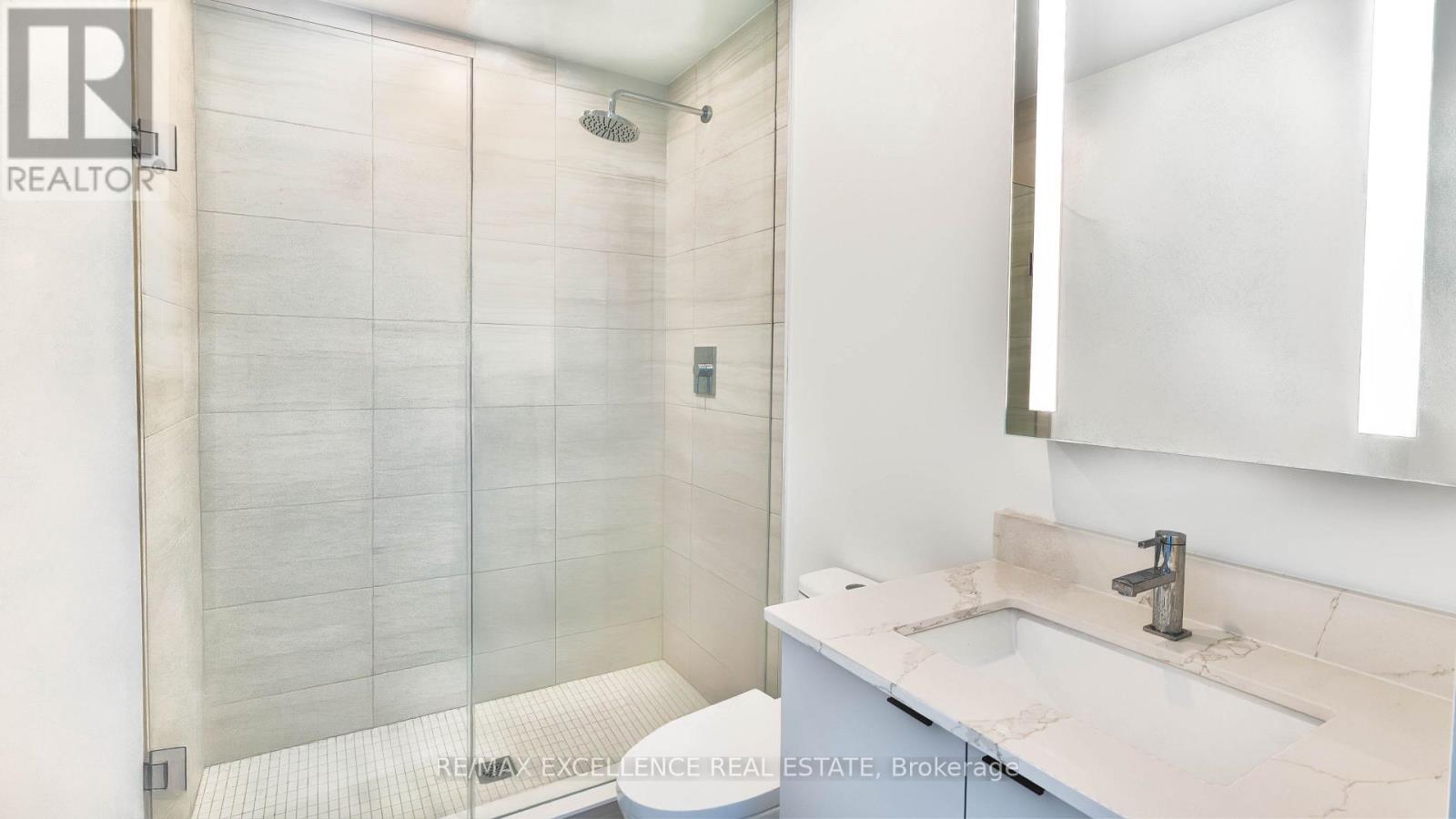 Photo 12 of 927 285 Dufferin Street, Toronto ON