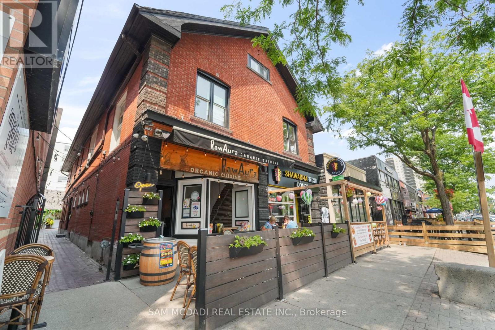 Photo 16 of 1503 Indian Grove, Mississauga ON