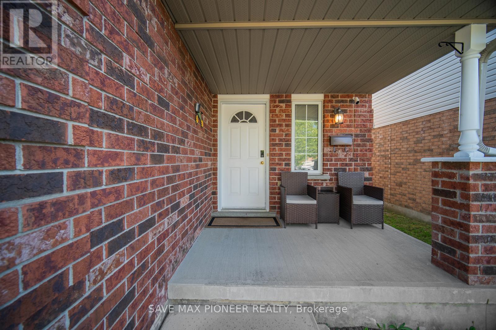 Photo 19 of 675 Karlsfeld Road, Waterloo ON
